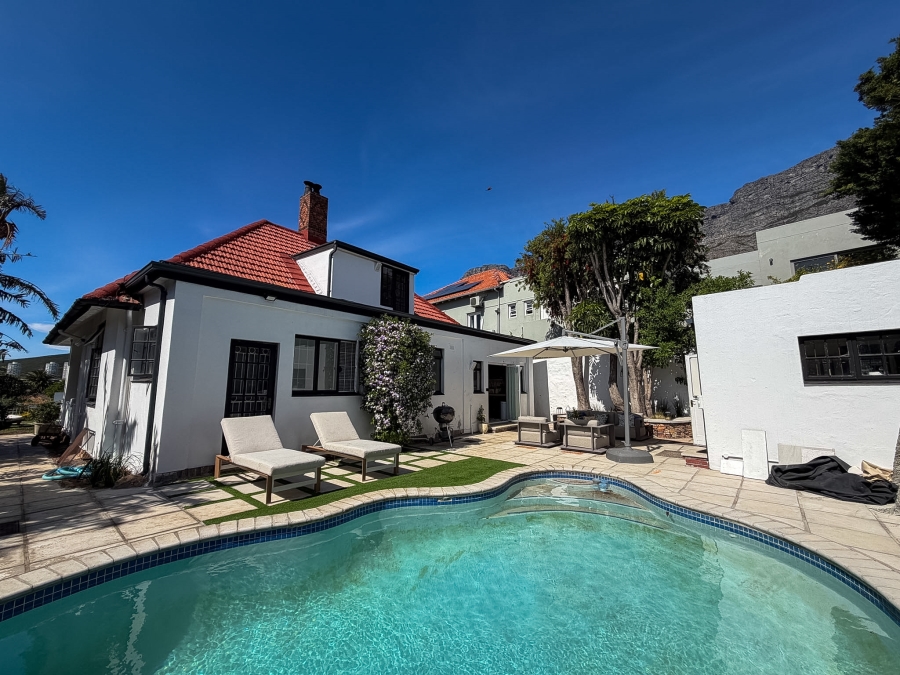 3 Bedroom Property for Sale in Oranjezicht Western Cape